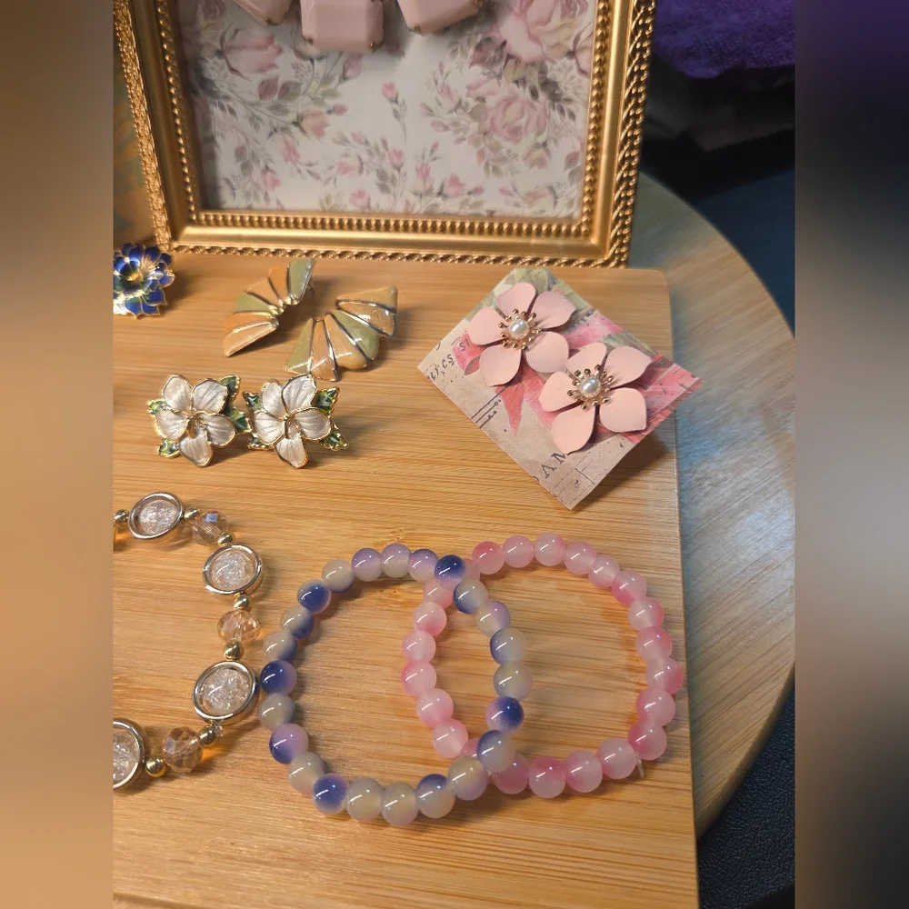 Bundle Lot Set with 13 Jewelry Pieces | Vintage & Modern - Picture 6 of 14